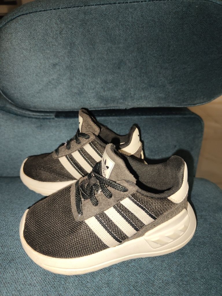 Buciki adidas wsuwane 21
