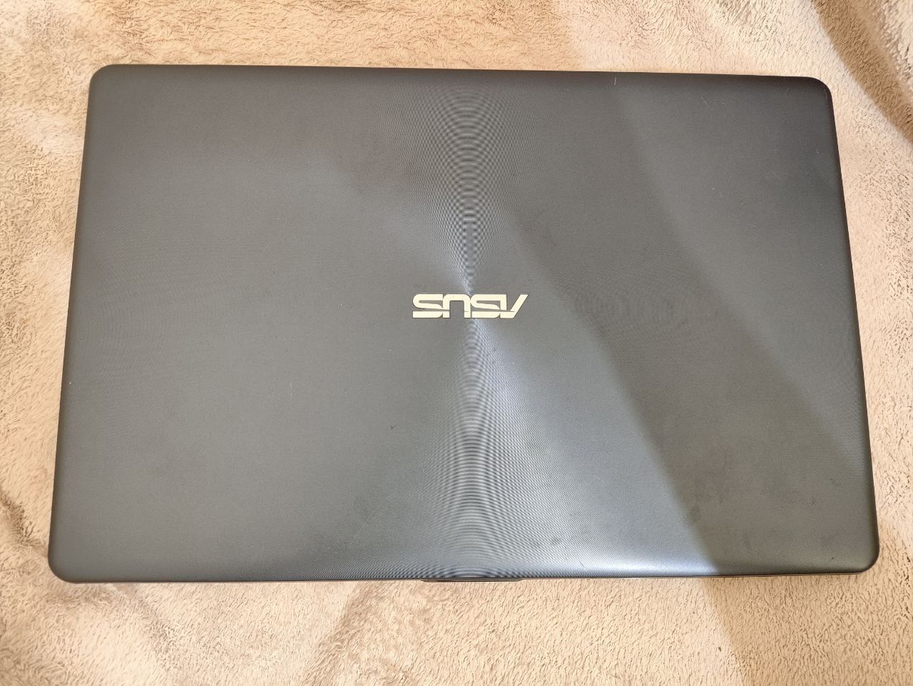 Ігровий ноутбук 15.6"/i5-8250u/Mx 130/8озу/240ssd