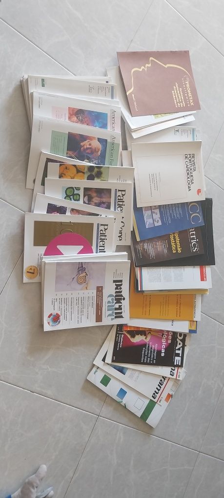 OFEREÇO Revistas de Medicina