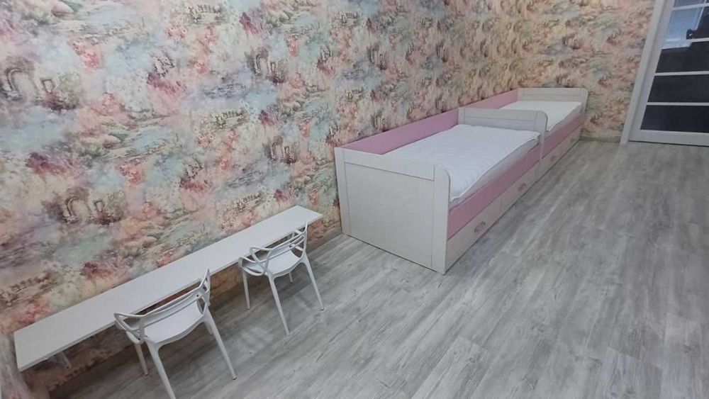 ВЛАДЕЛЕЦ! Современный дом рядом с метро на Лукьяновке.