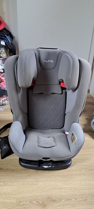 Oddam używany Fotelik do auta