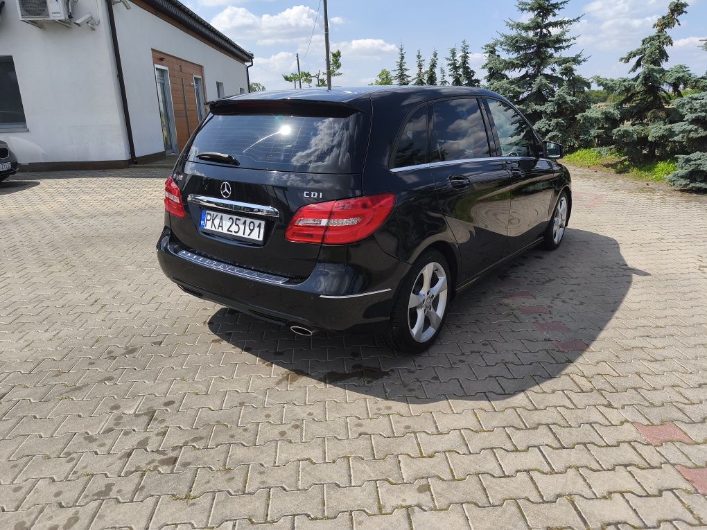Mercedes-Benz B200cdi