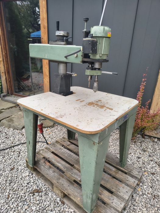 Wiertarka stołowa radialna do drewna