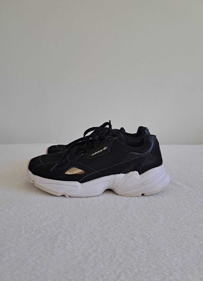 Adidas Falcon W Sneakersy Adidas Czarne z odblaskiem 37 i 1/3 zamszowe
