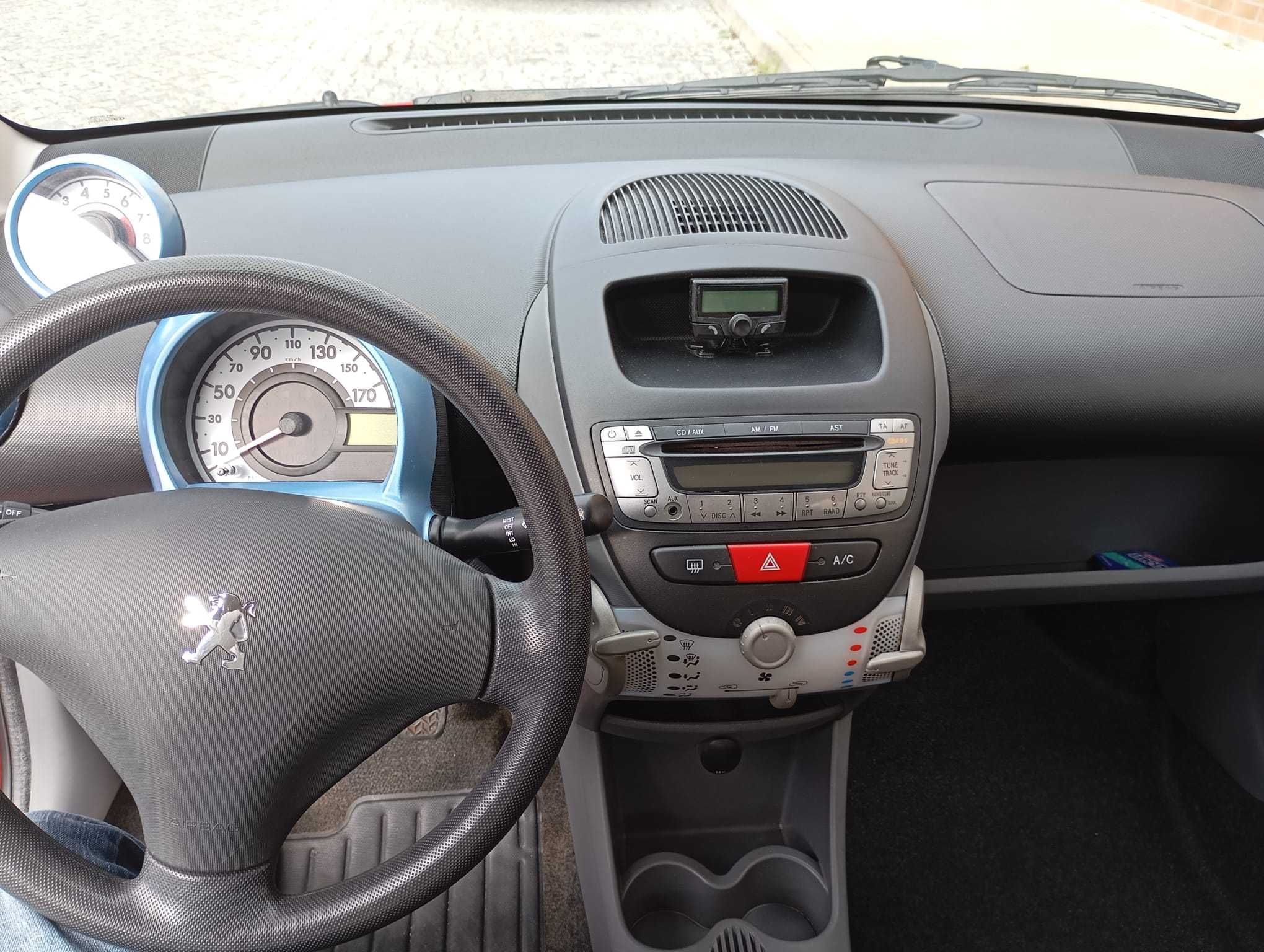 Peugeot 107 com Ar Condicionado - P/ VENDER ATÉ SEGUNDA-FEIRA POR 5200
