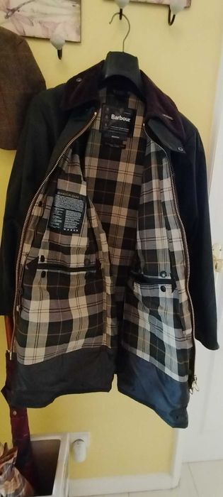 Fantástica jaqueta BARBOUR modelo BORDER  (importada do Reino Unido)