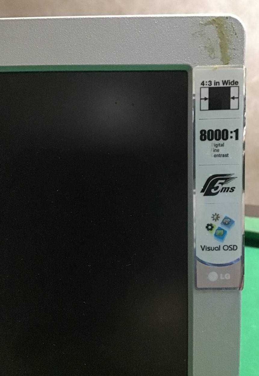Монитор LG FLATRON W1942S