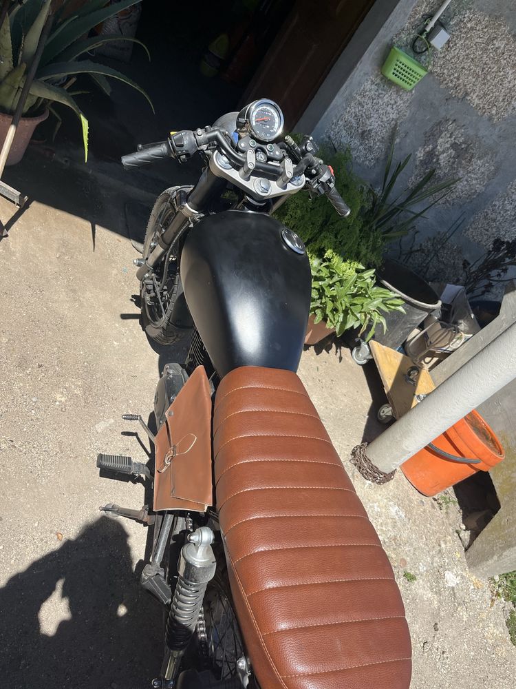 Mash 125cc seventy five como nova