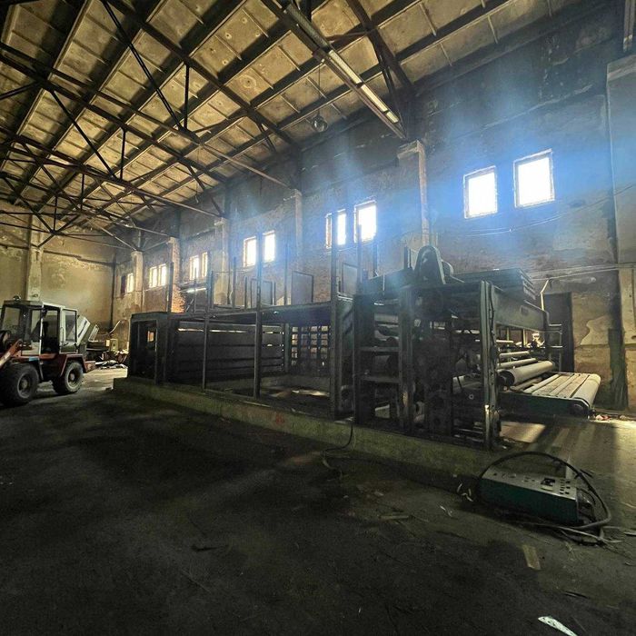 Шпоновий завод на трасі І.Франківськ - Львів