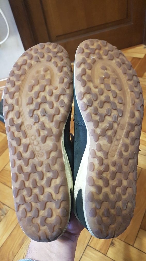Женские  кроссовки ecco biom