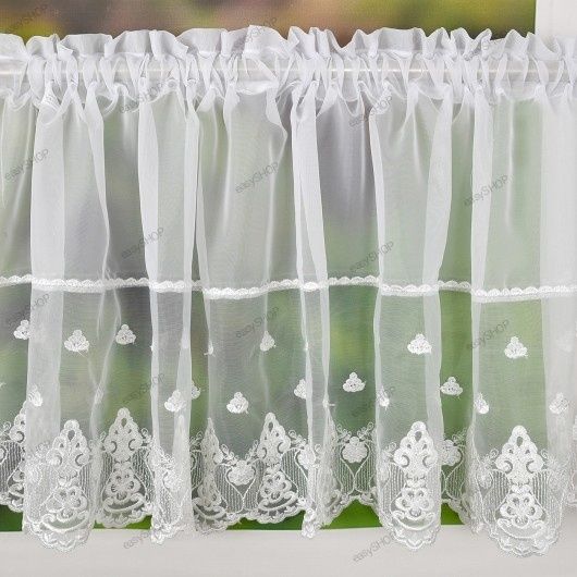 Biały zestaw firan do kuchni z zazdroskami