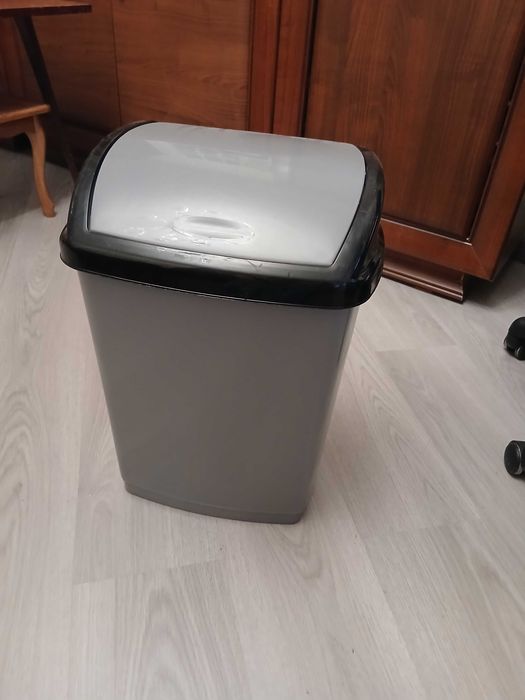 Мусорное ведро пластиковое урна