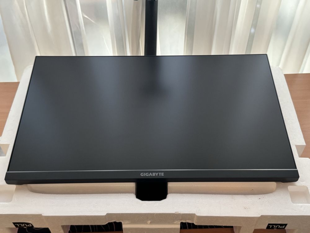 Новый игровой монитор Gigabyte G27F 2