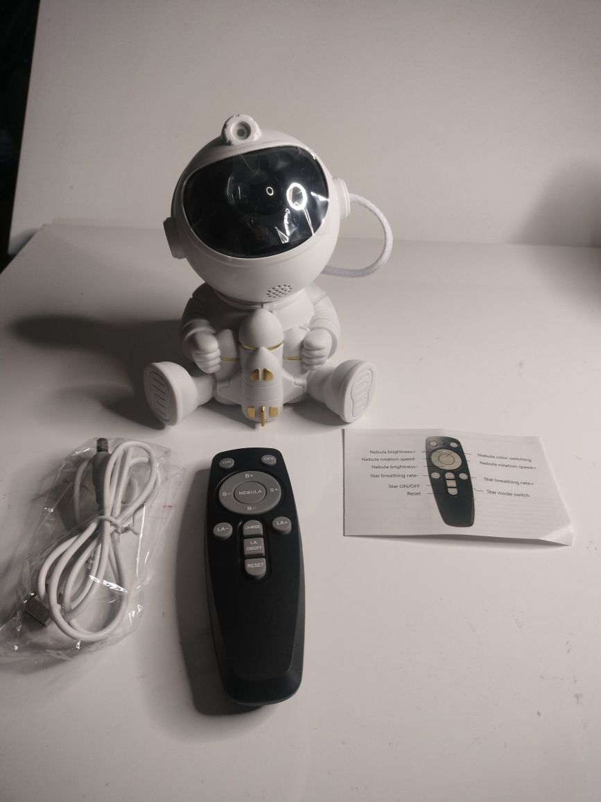 Projektor gwiazd/galaktyk w kształcie astronauty