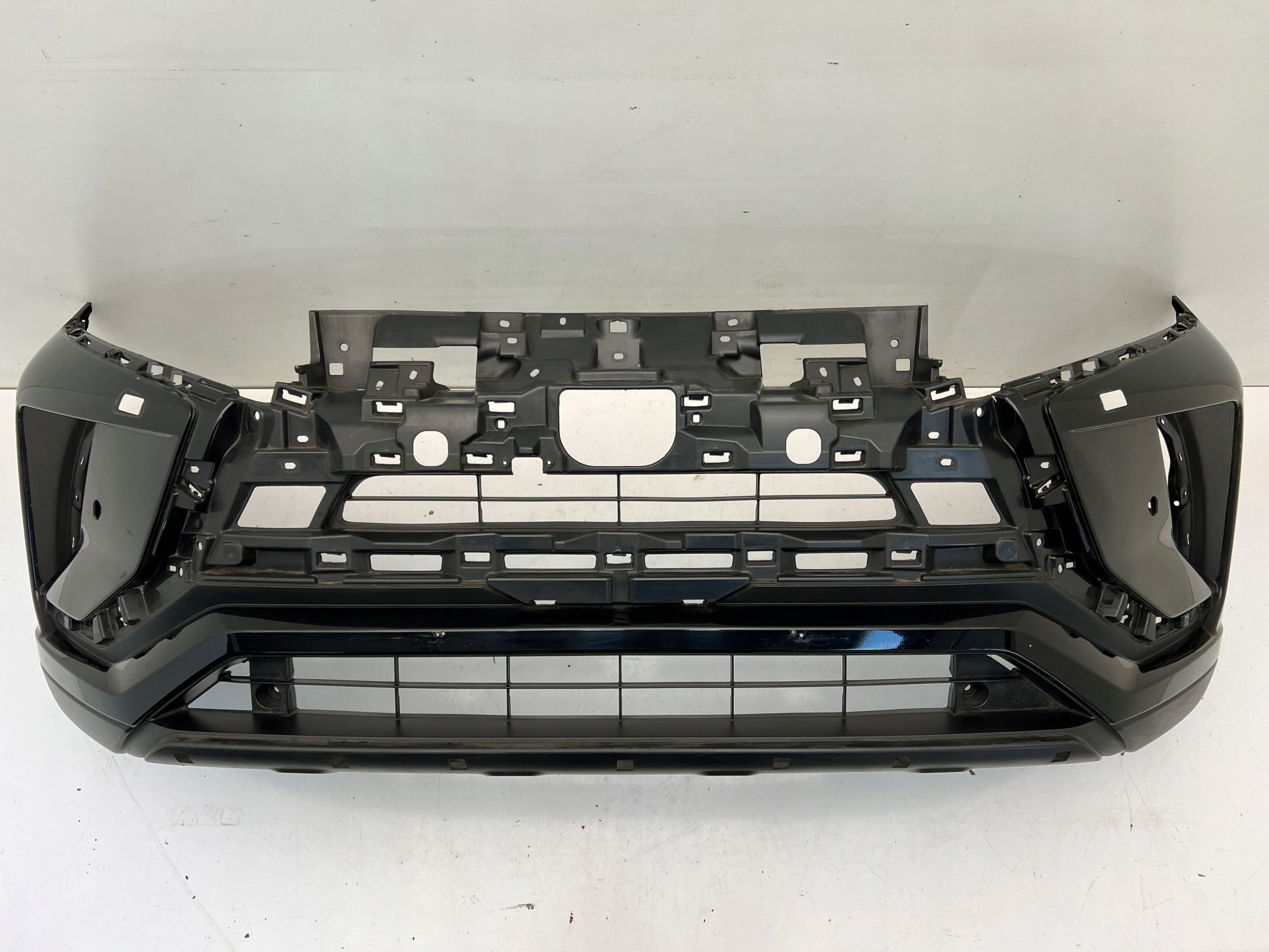 Mitsubishi Eclipse Cross Zderzak Przedni przód Pdc pod Spryski 17…