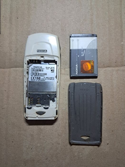 Лот кнопочних телефонов Нокіа N72 ,6233 та інші