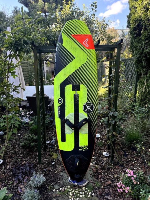 Deska windsurfinowa freestyle Severn Psycho 92l