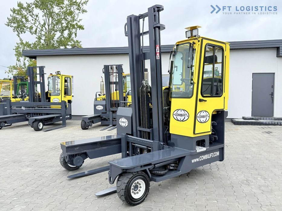 Combilift WÓZEK CZTEROKIERUNKOWY - WIELOKIERUNKOWY C4000 / GAS / DUPLEX 4600MM /JEDYNE 5614 MOTOGODZIN /  POZYCJONER WIDEŁ / PEŁNA KABINA - OGRZEWANIE / STAN IDEALNY / Szeroka oferta wózków czterokierunkowych i bocznych, dopasowanych do różnorodnych potrz