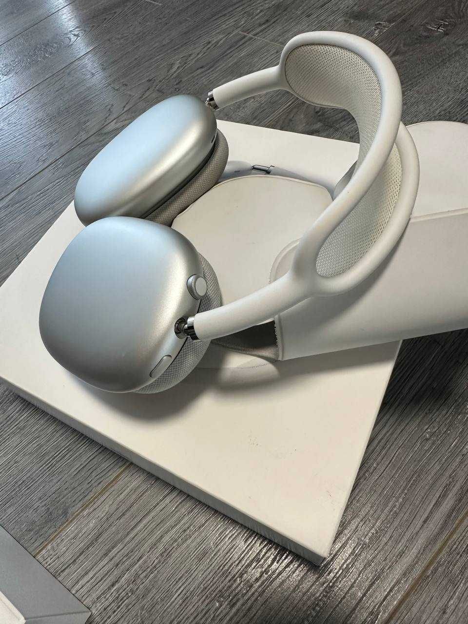 наушники Apple AirPods Max Silver