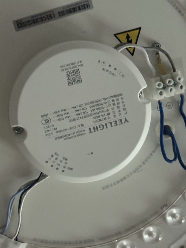 3 Candeeiros LED smart yeelight YLPW26YL