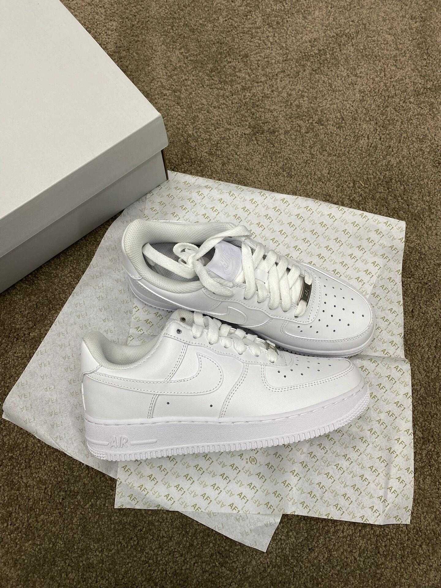 Buty/meskie i damskie_Nike _Air_Force_1_Low / rozmiar.43