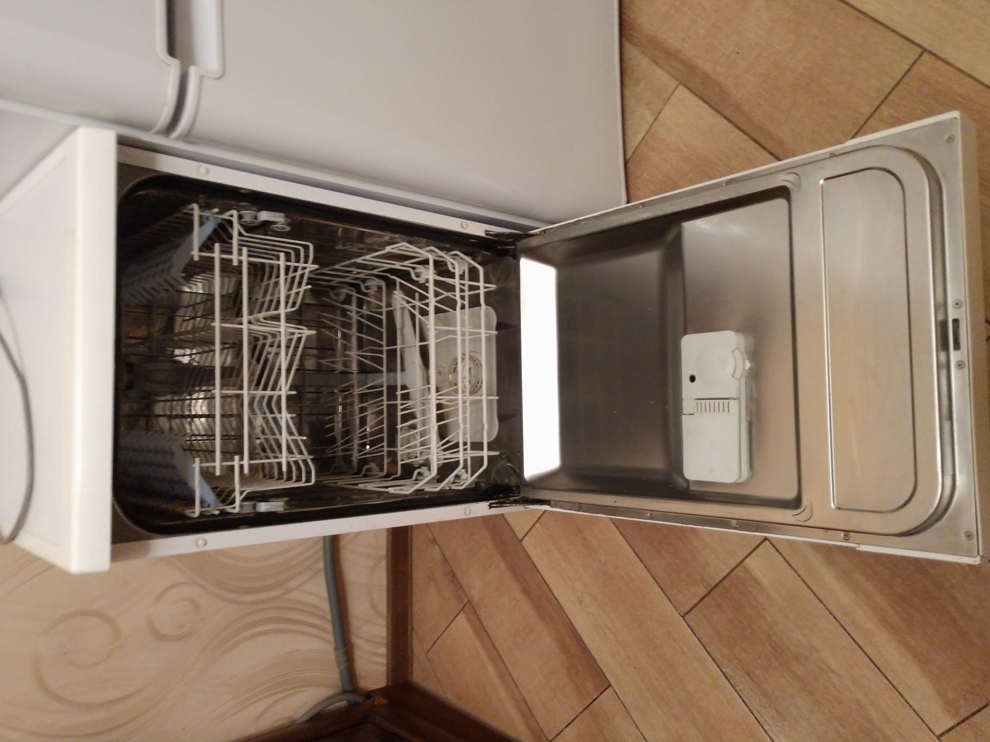 Посудомоечная машина Beko DFS1500. Мощность 2200w. Производство Турция