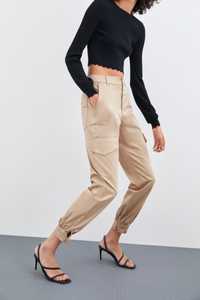 Брюки сатинові штани карго Zara з кишенями