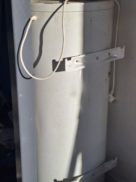 Bolier elektryczny i z wezownica.