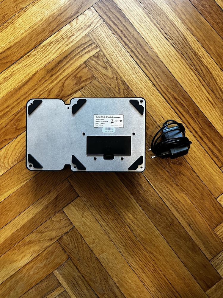 Mooer GE100 – Multiefekt gitarowy