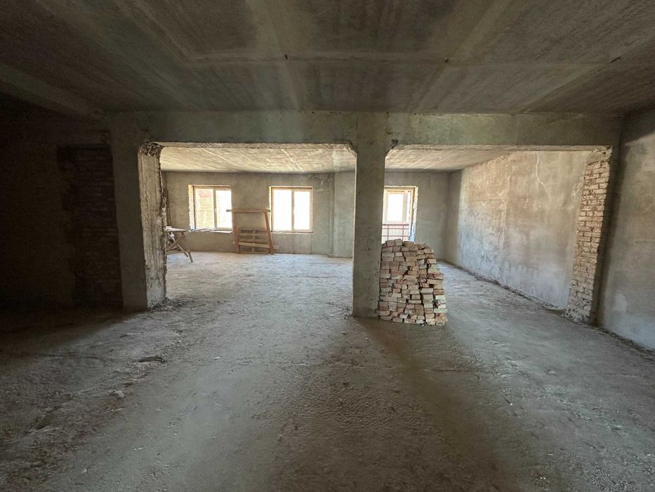 ‼️Центр‼️4 кімнатна квартира в найкращому будинку Полтави, 218 м²