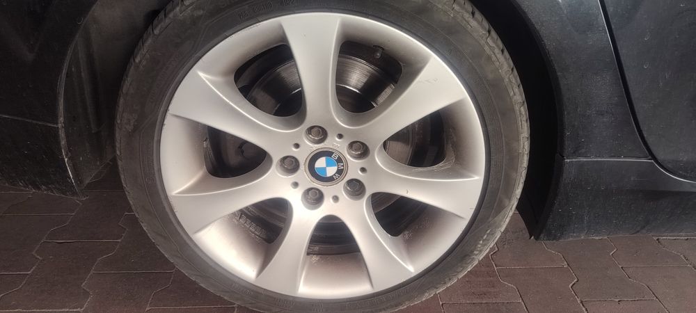 Koła  lato  r18 245/40 5x120  72.6 BMW E60/E61/E90/E91