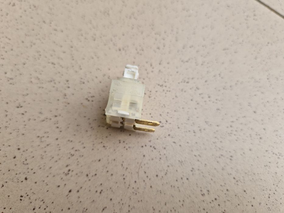 Włącznik odkurzacz Miele seria S oraz wiele innych