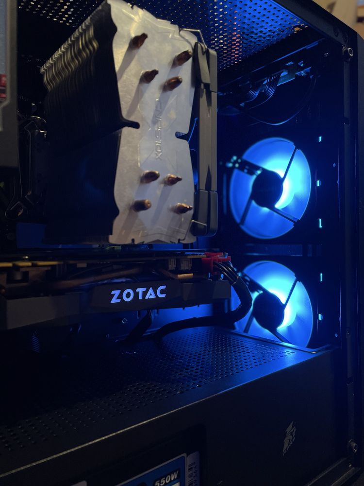 GTX 1080 8GB | 32GB DDR4 | 12C/24TH | 256GB SSD | 550W Ігровий ПК