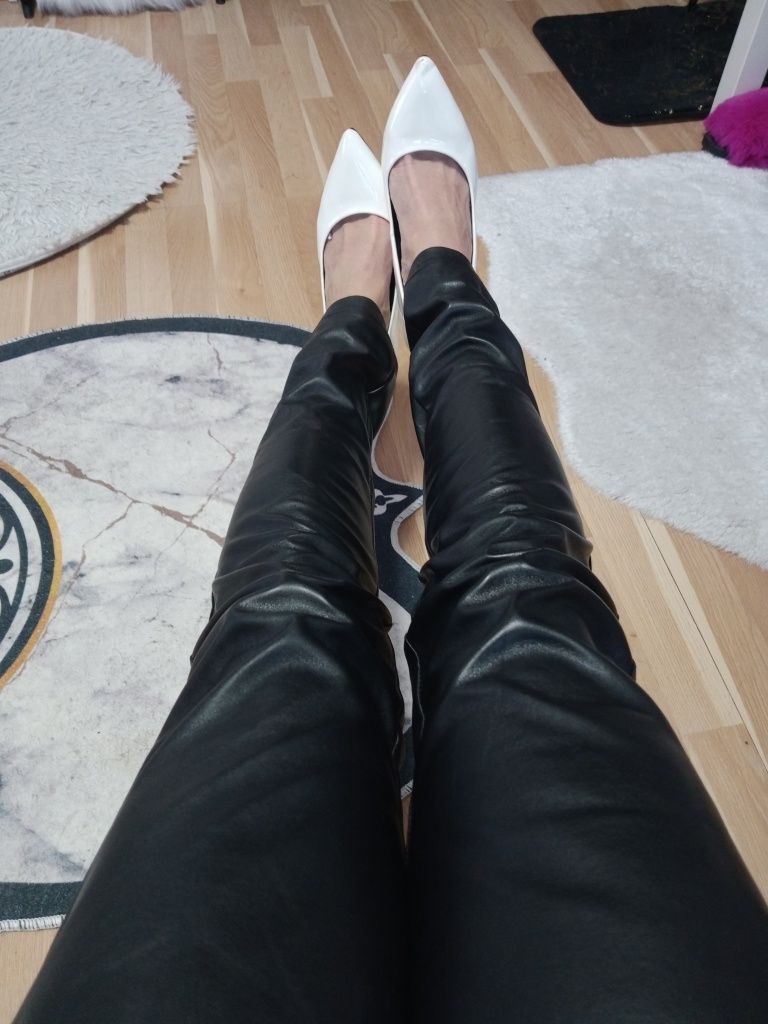 Spodnie legginsy skórzane czarne