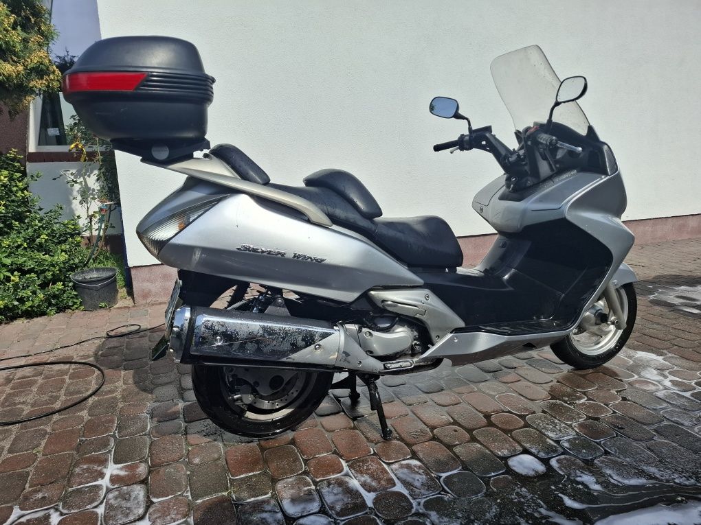 Honda fjs 600 silver wing