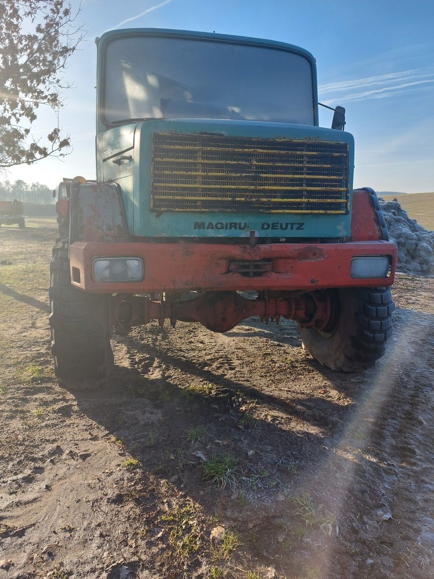 Iveco Magirus 4x4 ciągnik rolniczy beczkowóz aplikator gnojowicy.