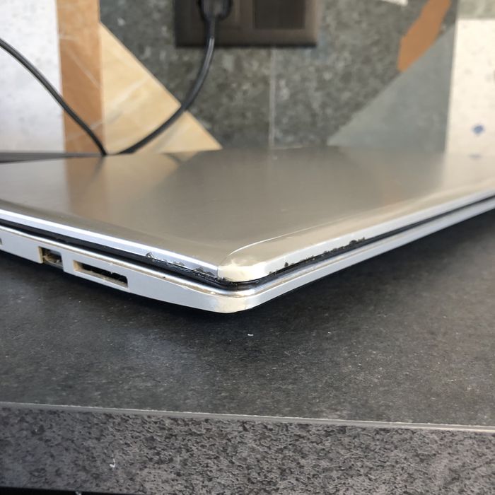 TOSHIBA SATELLITE S55T-B5150 робочий, Core i7 | 16 ГБ ОЗП | SSD 256 ГБ