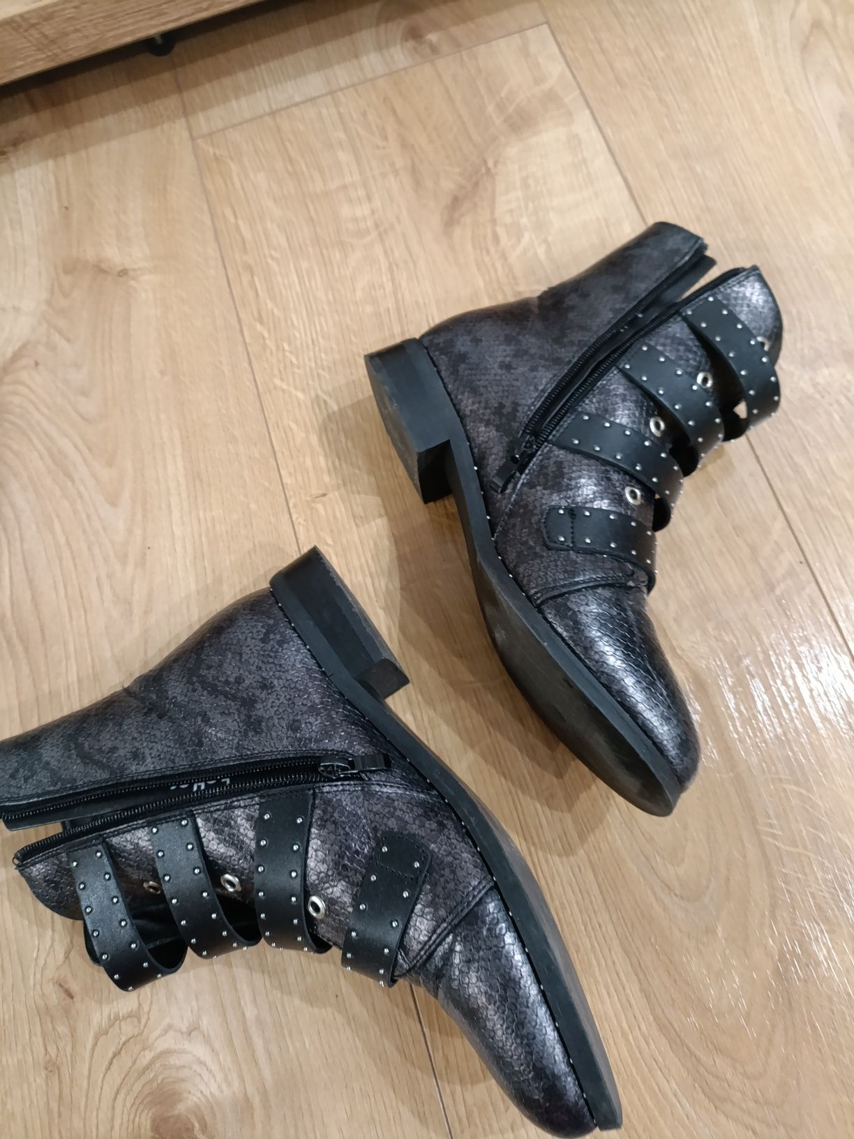 Botki damskie 39