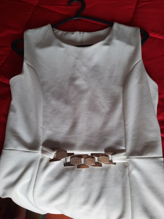 Vestido branco Tamanho M/L