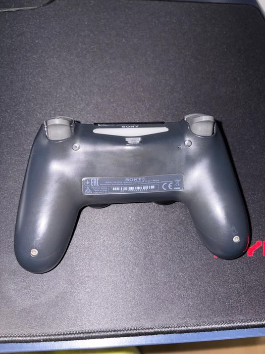 PS4 Controller in Excellent Condition64552469275778121