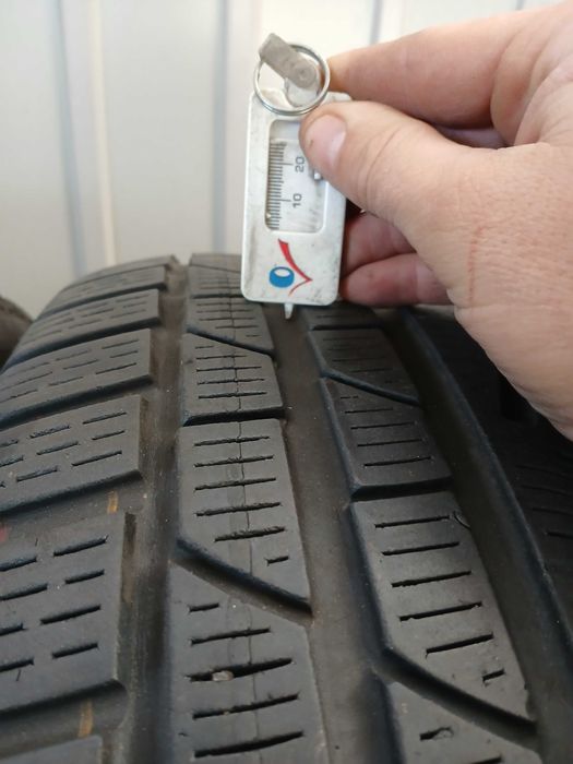 Opony zimowe Pirelli 225/60/17 RFT RSC Run Flat