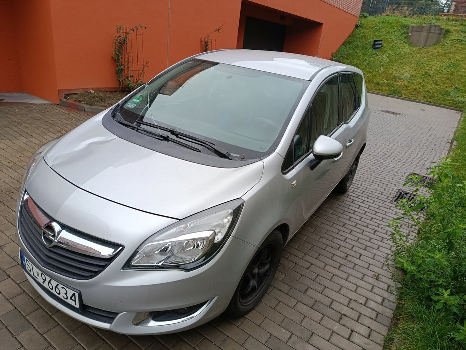 Opel Meriva 1.4 turbo 1 własciel