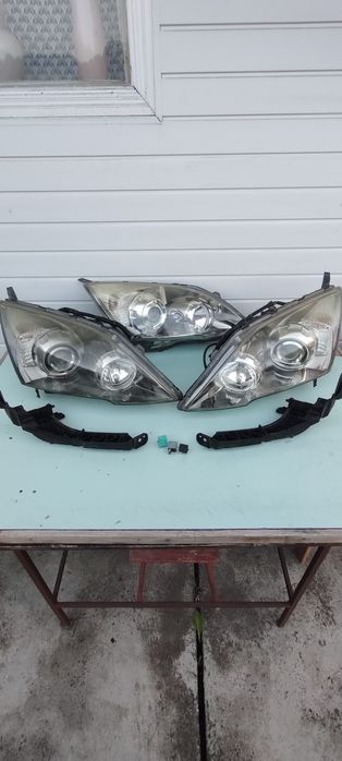 Фари Honda CR-V ІІІ ксенон