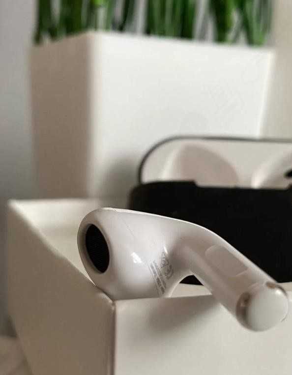 Навушники Нового покоління AirPods 3 без шумоподавління
