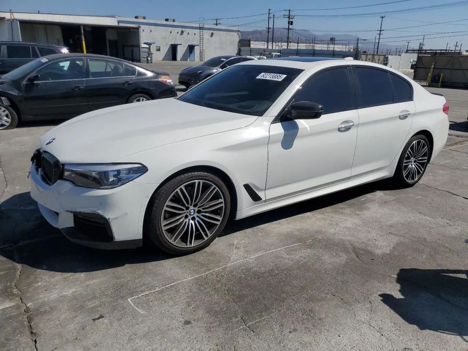 BMW Seria 5 M Performance, Lekko Uszkodzony, Niska Akcyza!