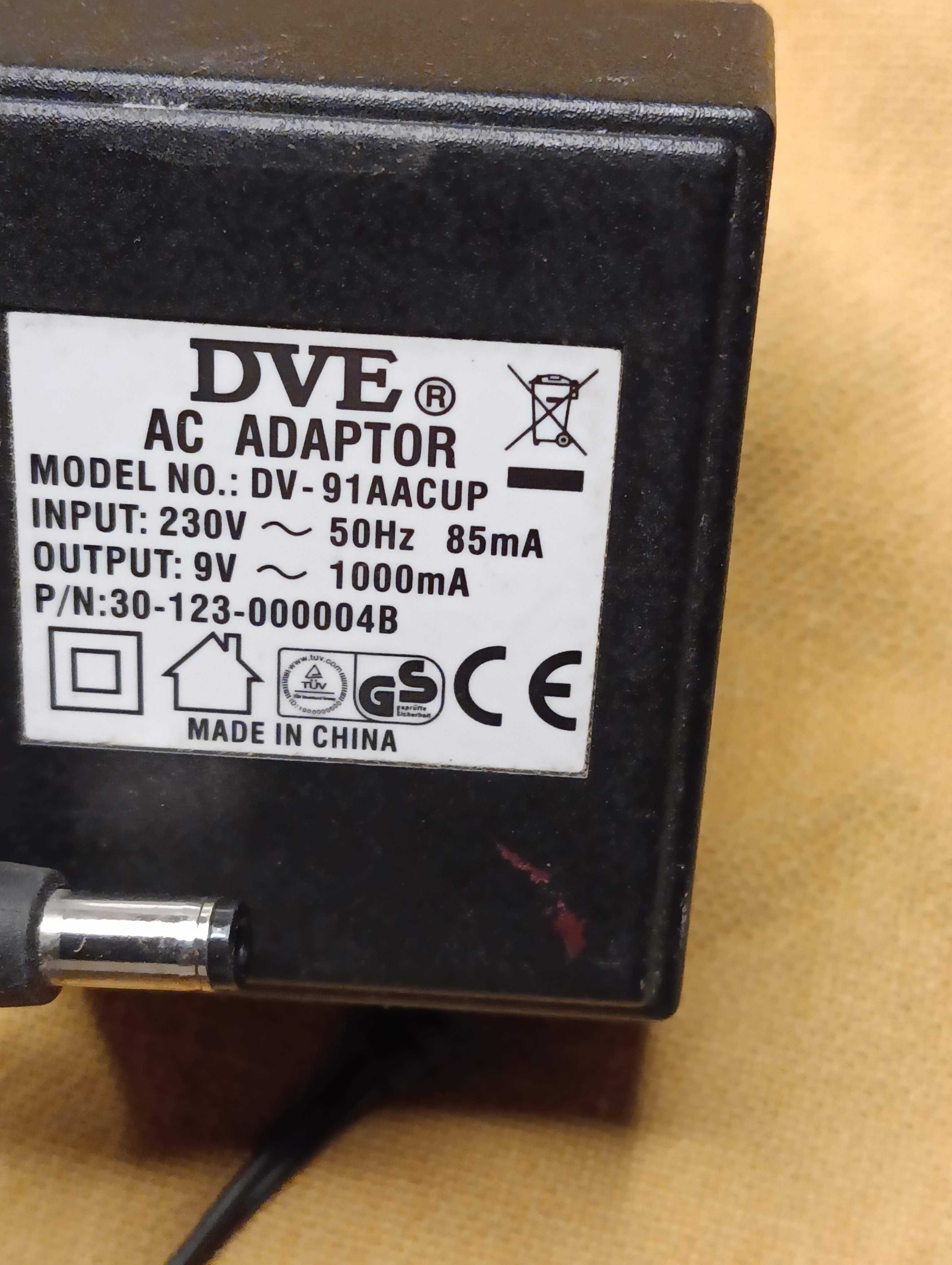 Блок живлення питания 9V ~ 1000mA DVE DV-91AACUP (5.5X2.5mm)