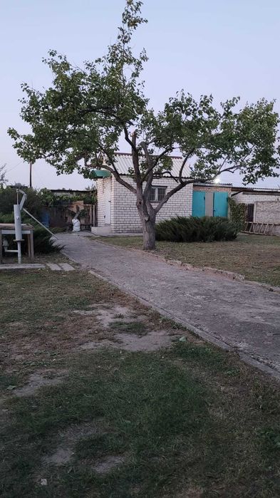 Продам дачу (дім підходить для круглорічного проживання),ж/м Північний