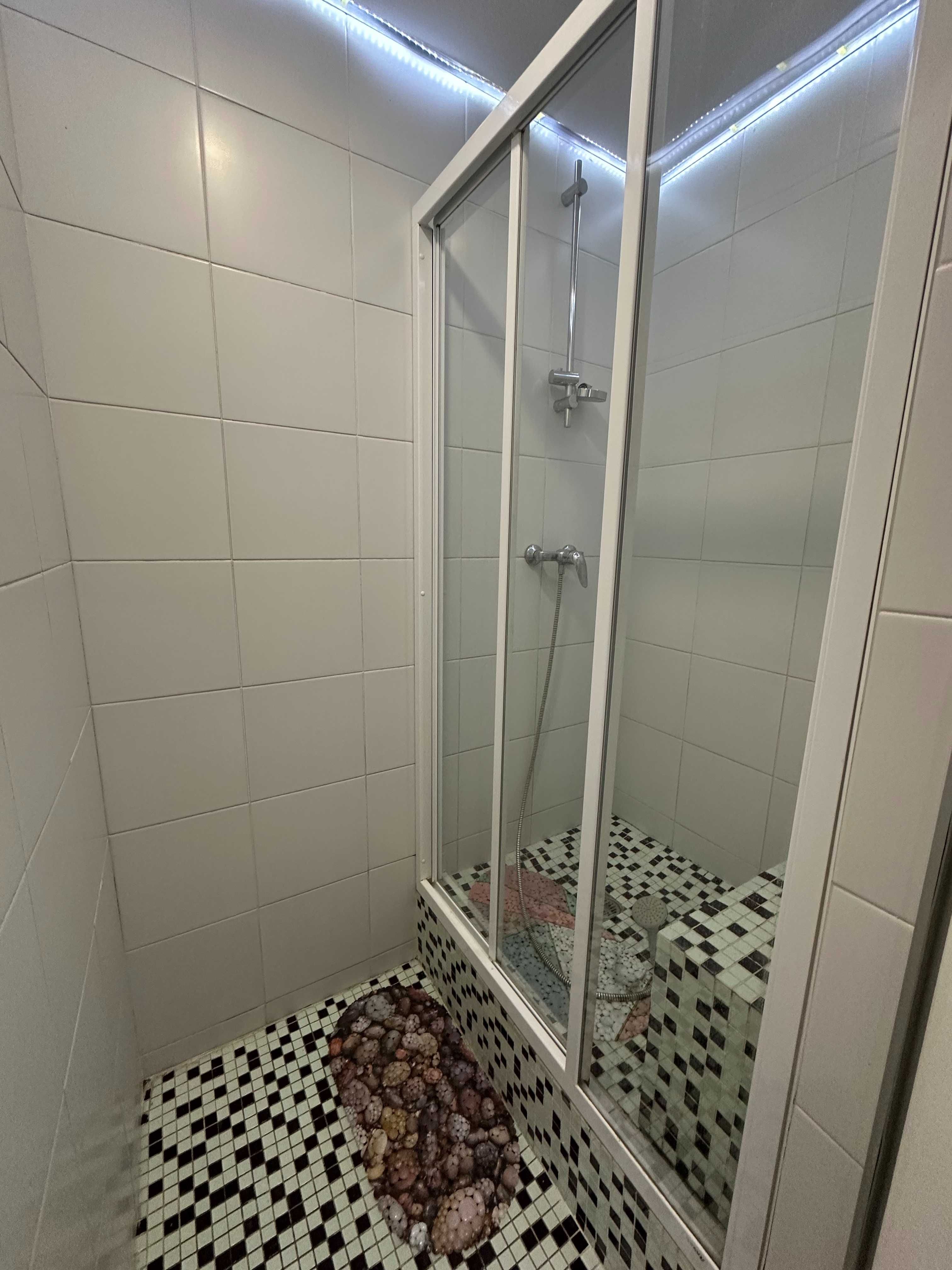 Продаж комерційного приміщення 108 м2 Саксаганського 45