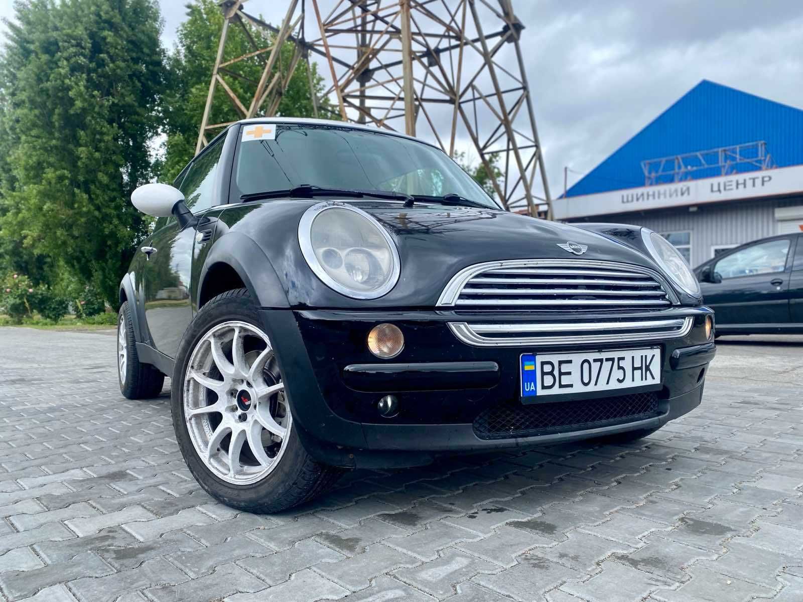 MINI Hatch 2004 року 1,6 л. газ/бензин