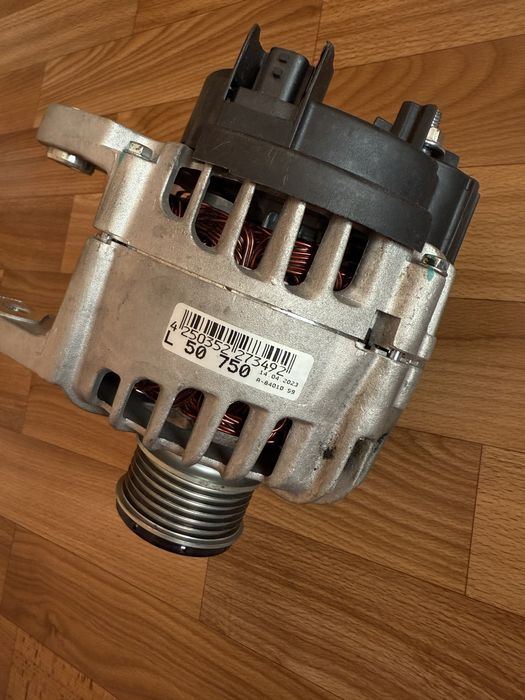 Генератор Renault Megane 3